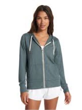 Vuori Women's Halo Performance Hoodie 2.0 Heather Green Small